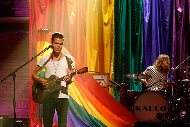 KALEO MAKES NATIONAL TV DEBUT ON LATE NIGHT w/ SETH MYERS | KNRQ-FM